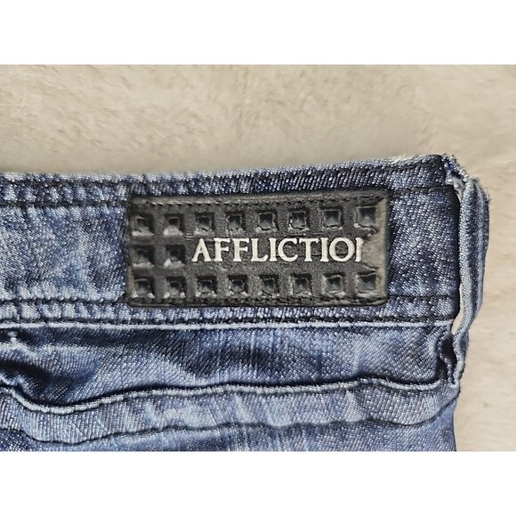 Womens Affliction Jade Cut-Off Shorts Sz 31 Studs & Leather Embroidered - Picture 11 of 14